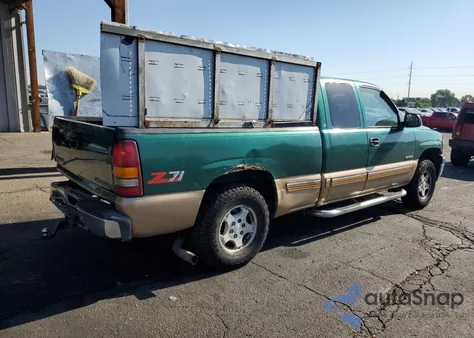 1999 Chevrolet Silverado K1500 z USA, uszkodzony, nr VIN 1GCEK19V5XZ184667